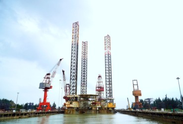 DQS received the Murmanskaya Rig into the repair dock